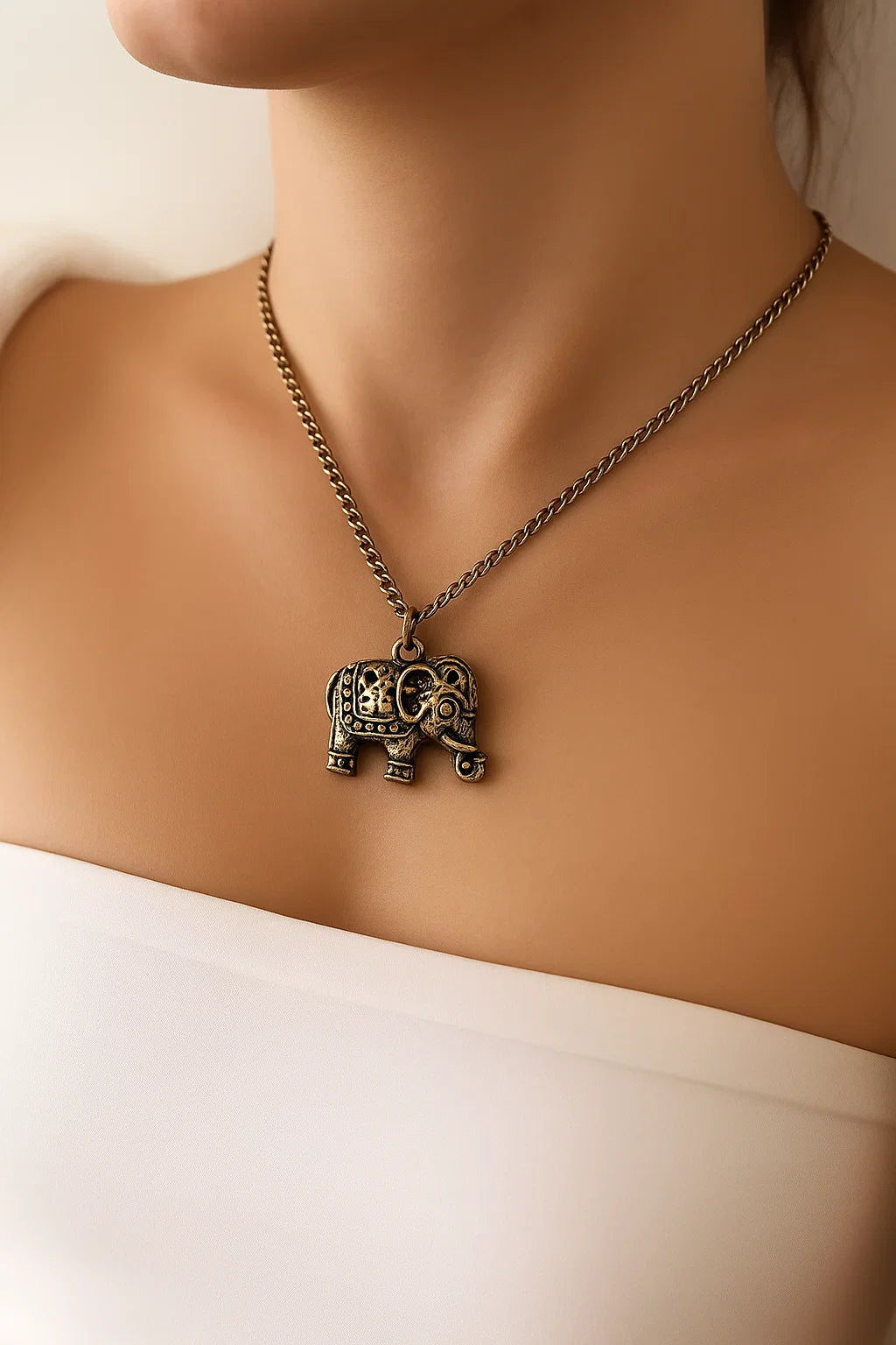 Ele Charm – Mono